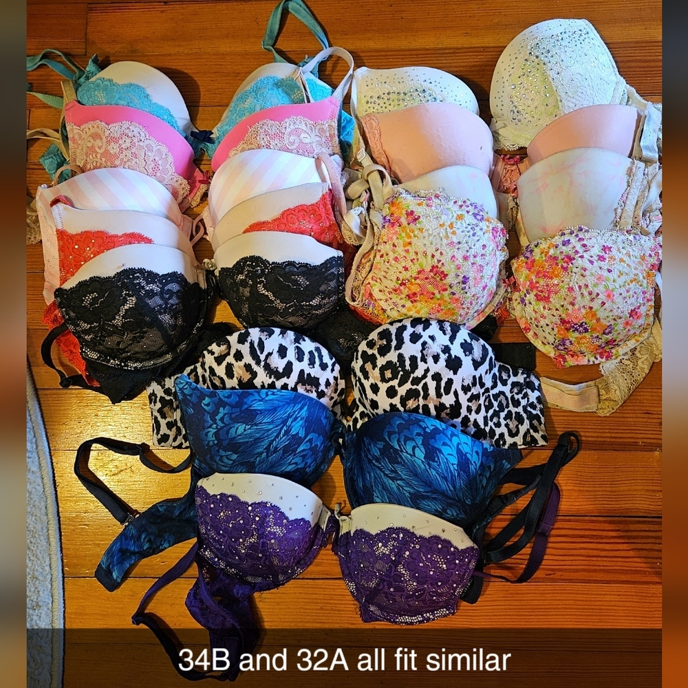 34B and 32A bundle of 12 bras. All fit similar.